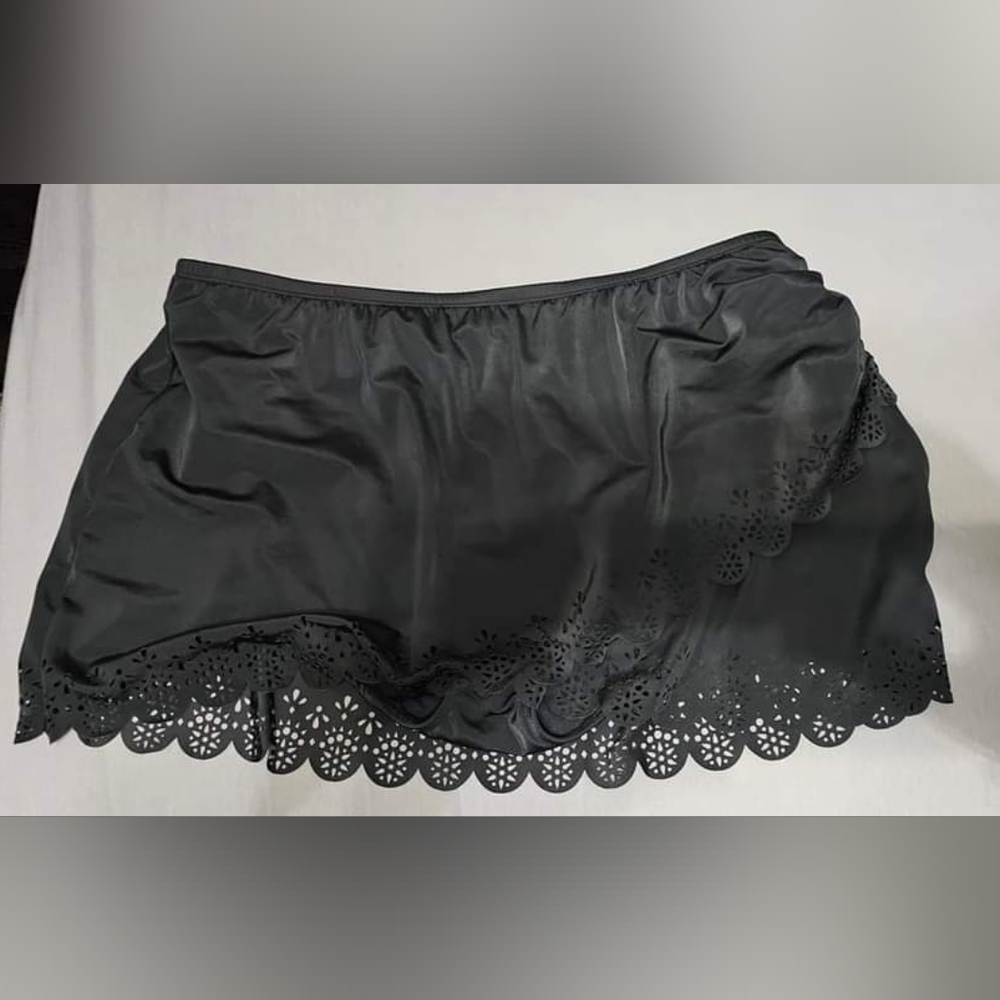 Lane Bryant swim skirt 18W Cacique